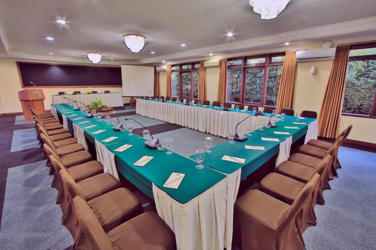 The Jayakarta Cisarua Hotel Puncak Buitenkant foto