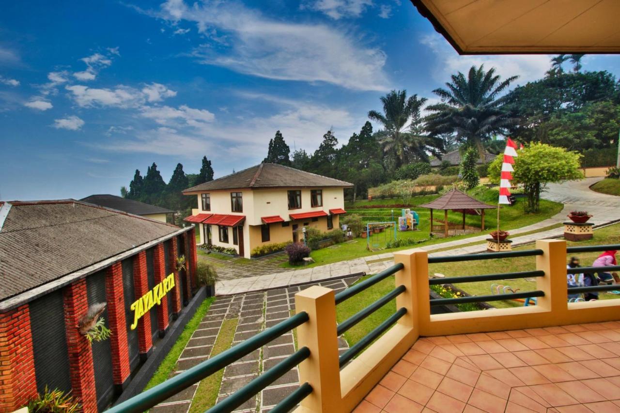 The Jayakarta Cisarua Hotel Puncak Buitenkant foto