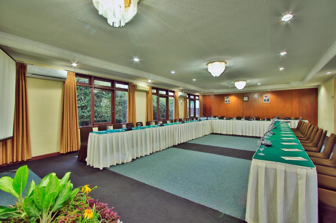 The Jayakarta Cisarua Hotel Puncak Buitenkant foto