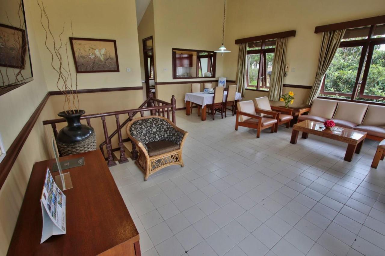 The Jayakarta Cisarua Hotel Puncak Buitenkant foto