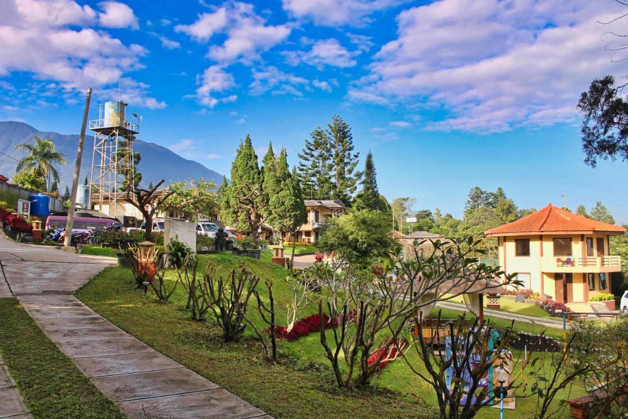 The Jayakarta Cisarua Hotel Puncak Buitenkant foto