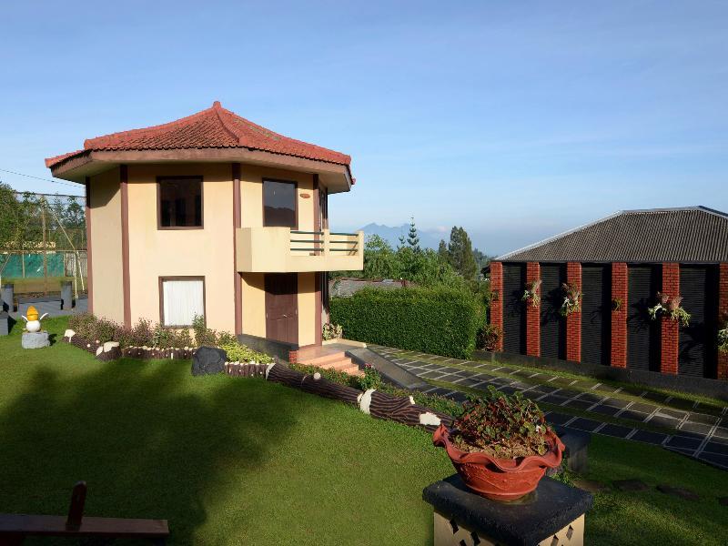 The Jayakarta Cisarua Hotel Puncak Buitenkant foto