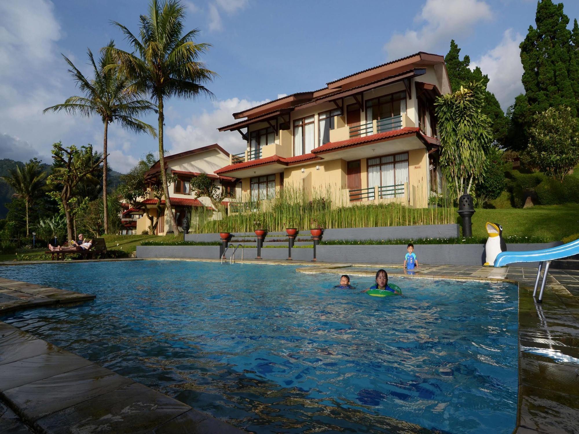The Jayakarta Cisarua Hotel Puncak Buitenkant foto
